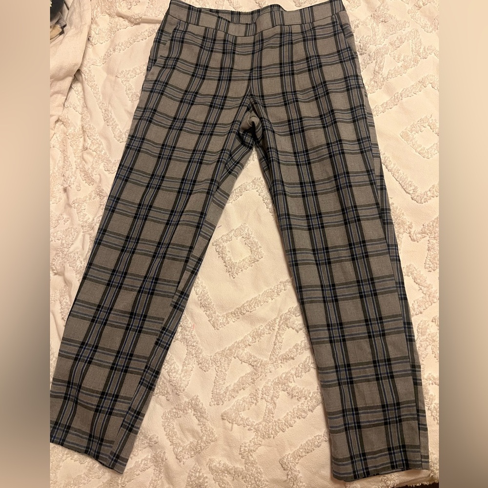 Plaid Women's Pants in Gray and Black